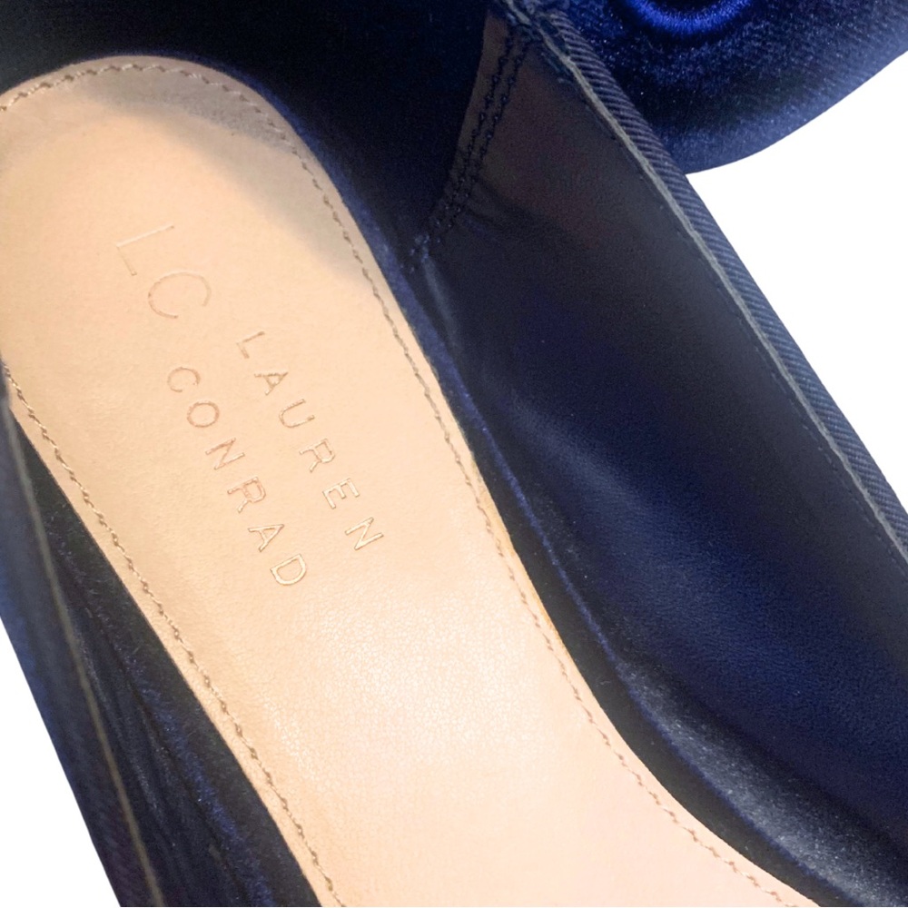 2/$30 Lauren Conrad Dark Blue Velvet Pointed Ballet Flats 8.5 Loafer Preppy Luxe - Picture 4 of 9